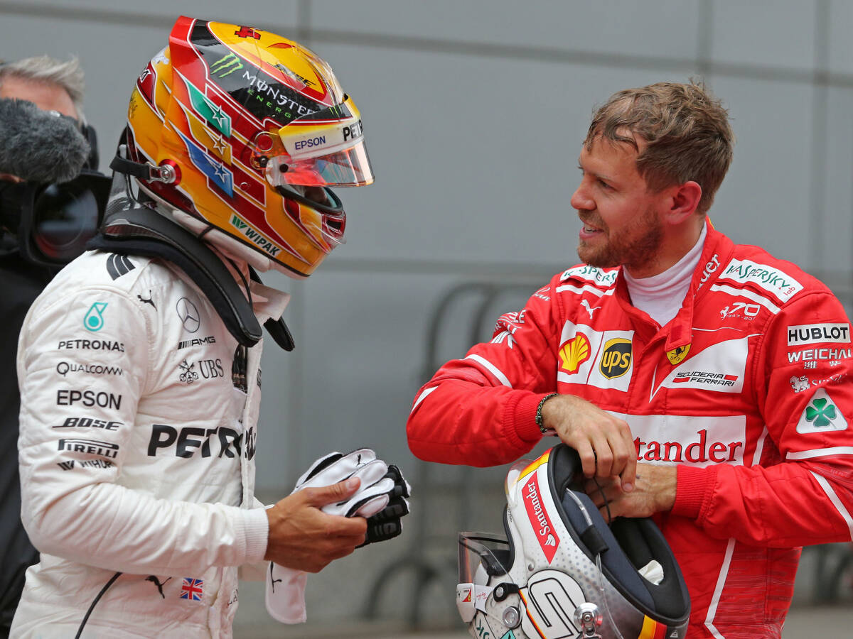 Foto zur News: Handshake-Affäre: Das passierte zwischen Vettel und Hamilton