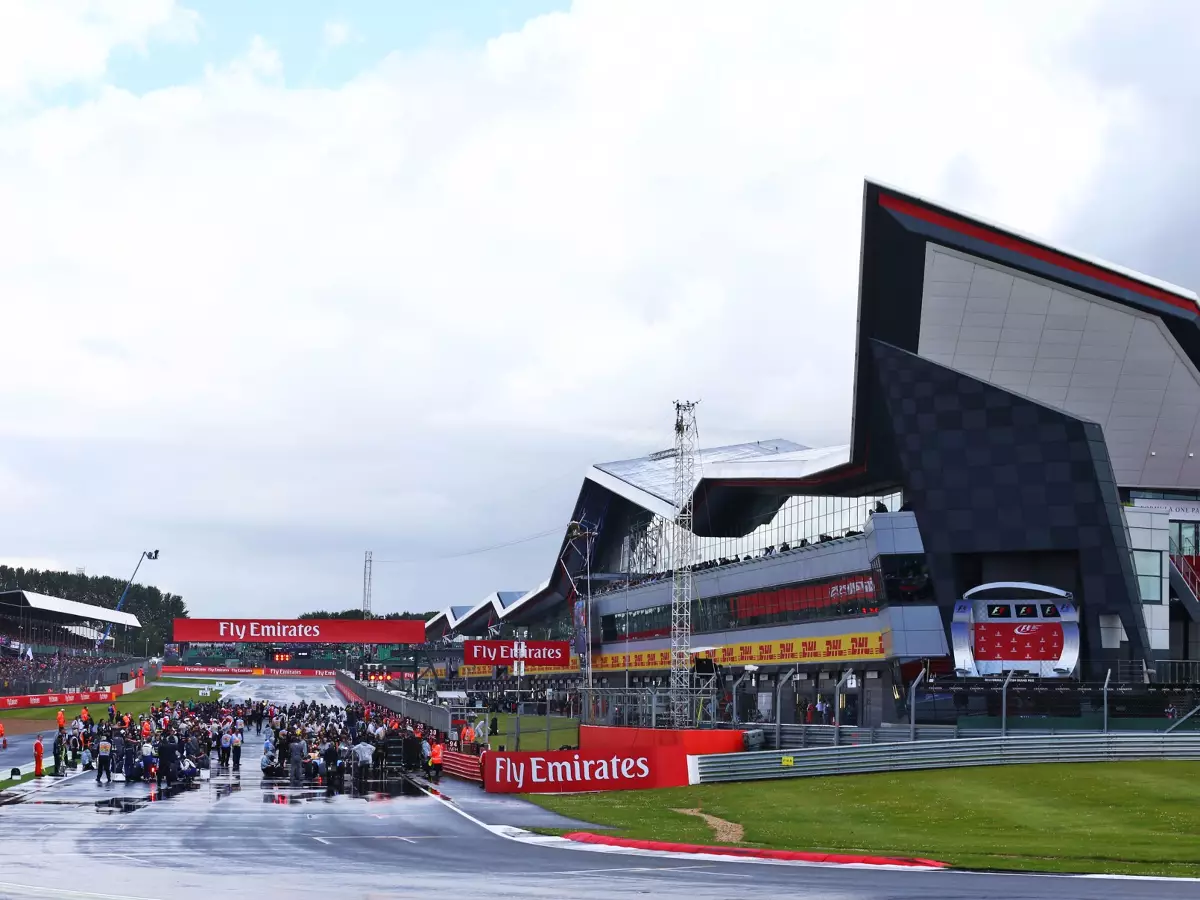 Foto zur News: TV-Programm Formel 1 Silverstone: Livestream und Live-TV