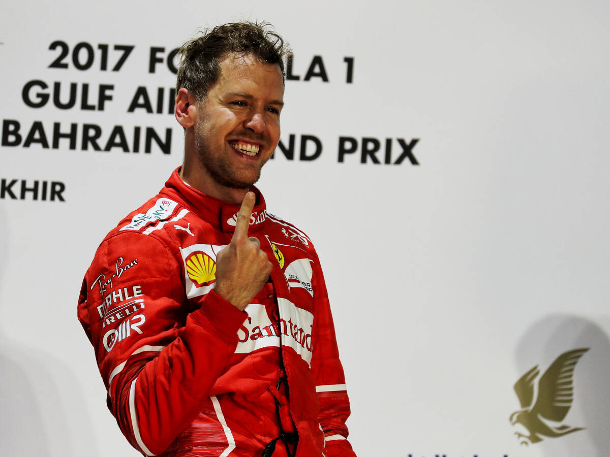 Foto zur News: Lieber "Goldfinger" als Rechenmeister:  So will Vettel den Titel