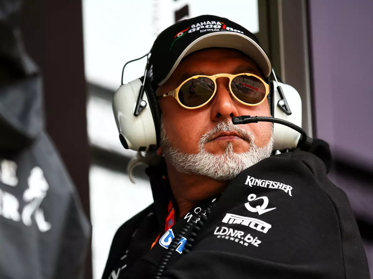 Foto zur News: Couch-Potato-Teamchef: Mallya nennt Exil "nicht so schlimm"