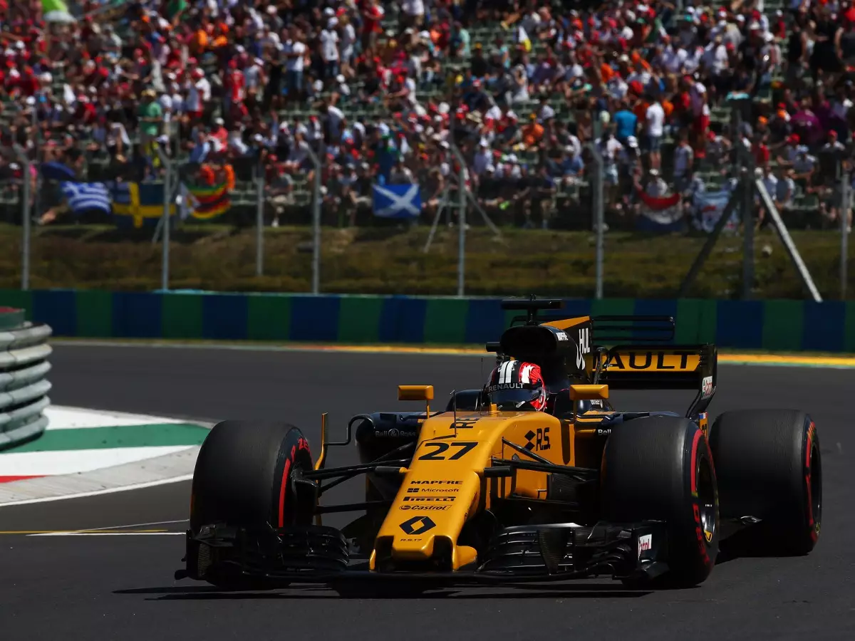 Nico Hülkenberg Foto zur News: Nico Hülkenberg: Grip durch Renault-Update berechenbarer