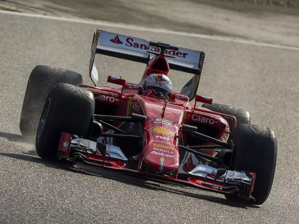 Sebastian Vettel Foto zur News: Analyse: Die Rolle des Pirelli-Tests bei Ferraris Formanstieg