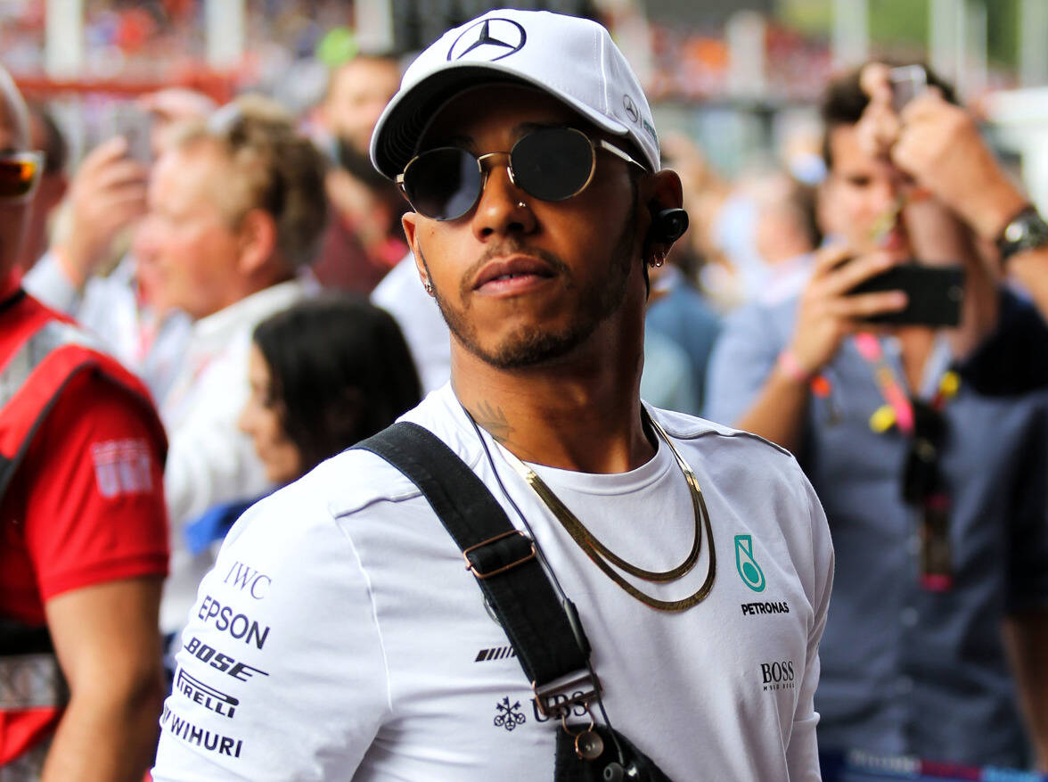 Foto zur News: Lewis Hamilton bestätigt: Mercedes hat mit Vettel gesprochen
