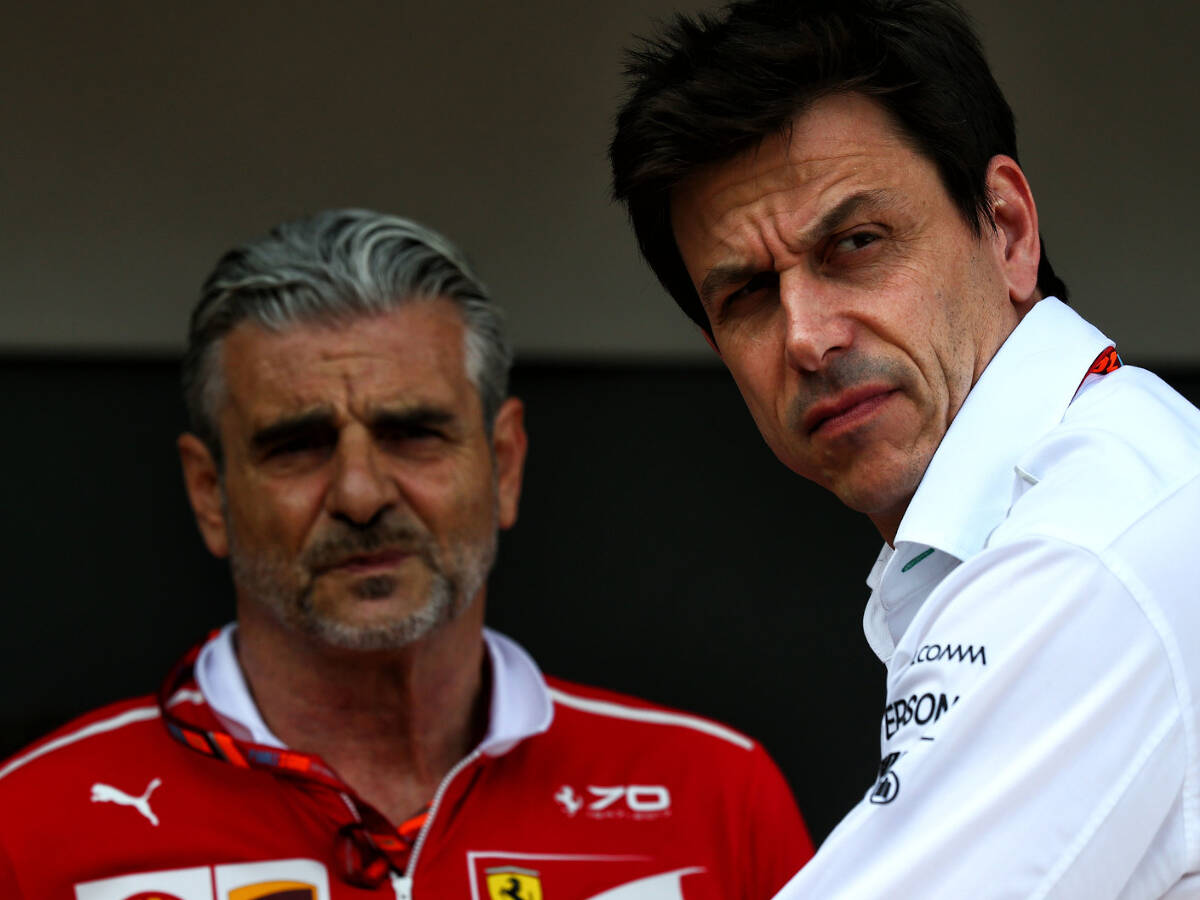 Foto zur News: Ferrari gegen Mercedes: Gemeinsamer Kaffee statt Boxkampf