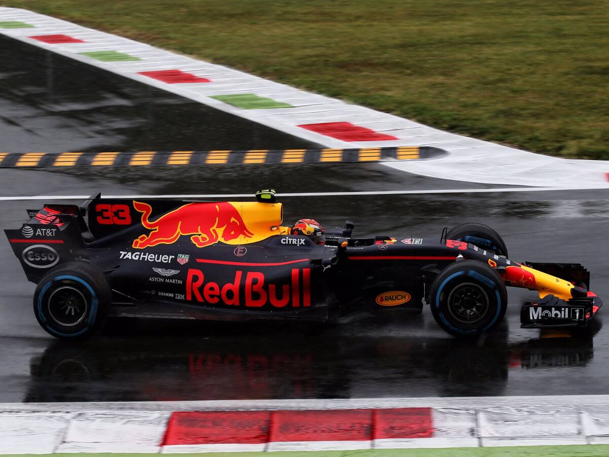Foto zur News: Wunderwaffe Regen: Red Bull ärgert Mercedes-Teams in Monza