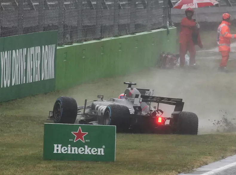 Foto zur News: Haas nach Grosjean-Crash erzürnt: FIA soll sich erklären