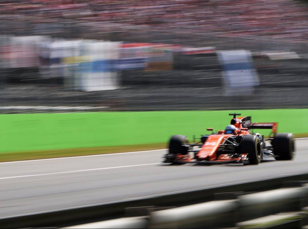 Foto zur News: Ricciardo: "Mit einem Renault-Motor wäre McLaren schnell"