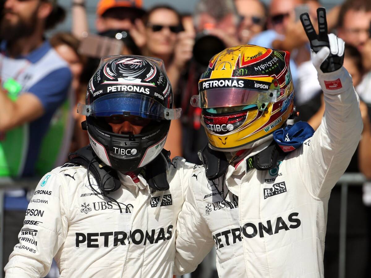 Foto zur News: Jahresvertrag offiziell: Valtteri Bottas bleibt 2018 bei Mercedes