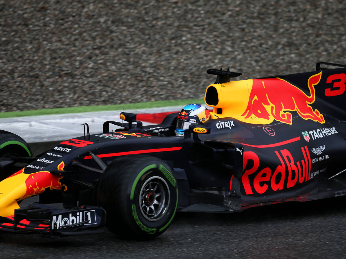 Foto zur News: Formel 1 2018: Red Bull muss zulegen, um Ricciardo zu halten