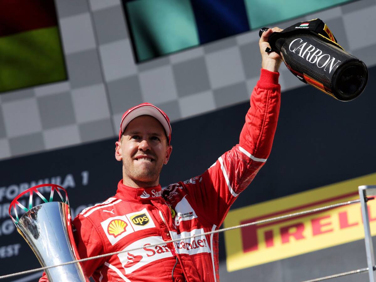 Foto zur News: Villeneuve lobt Vettel: "Wo er ist, kommt der Erfolg"