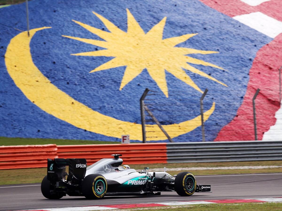 Foto zur News: Hamilton bereut Malaysia-Verlust: "Härtestes Rennen" weg