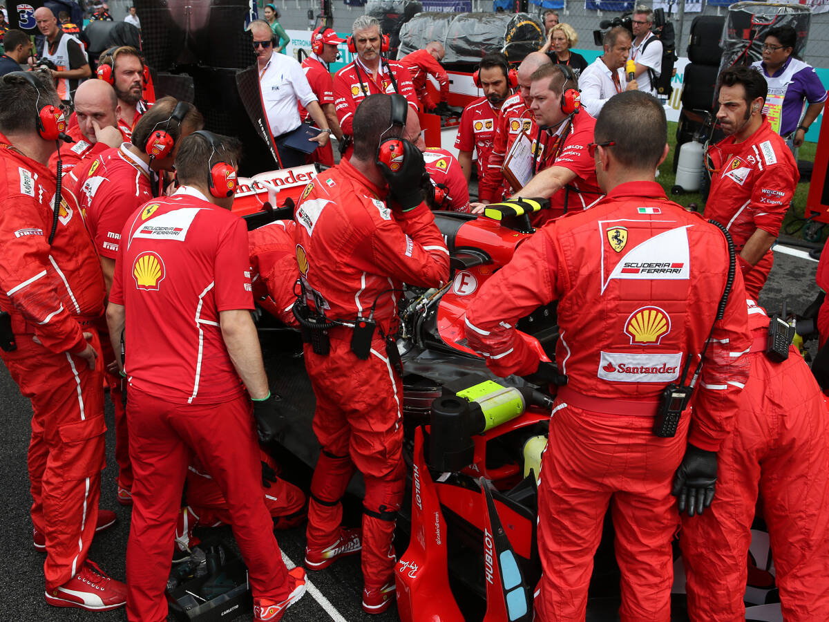 Foto zur News: Räikkönen um Sieg gebracht?: "Sehr gutes Auto gehabt"