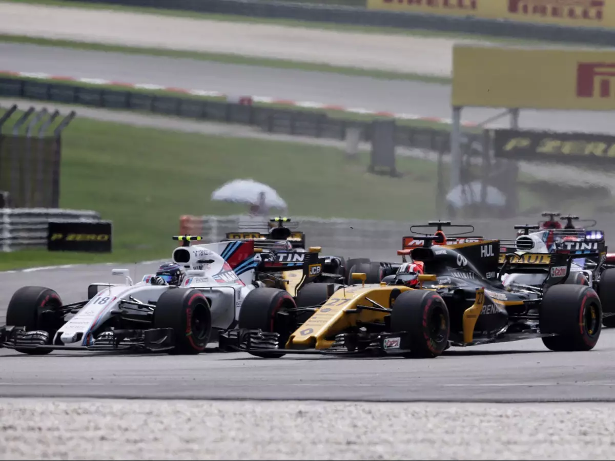 Foto zur News: Malaysia abhaken: Renault bringt Updates nach Japan