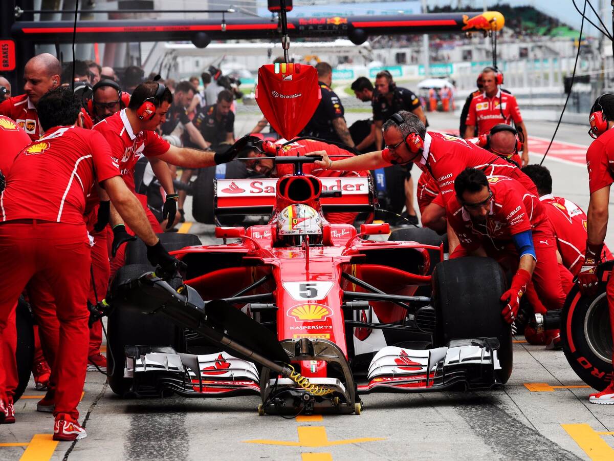 Foto zur News: Ferrari: Keine Panik, aber Ursachenforschung dauert an