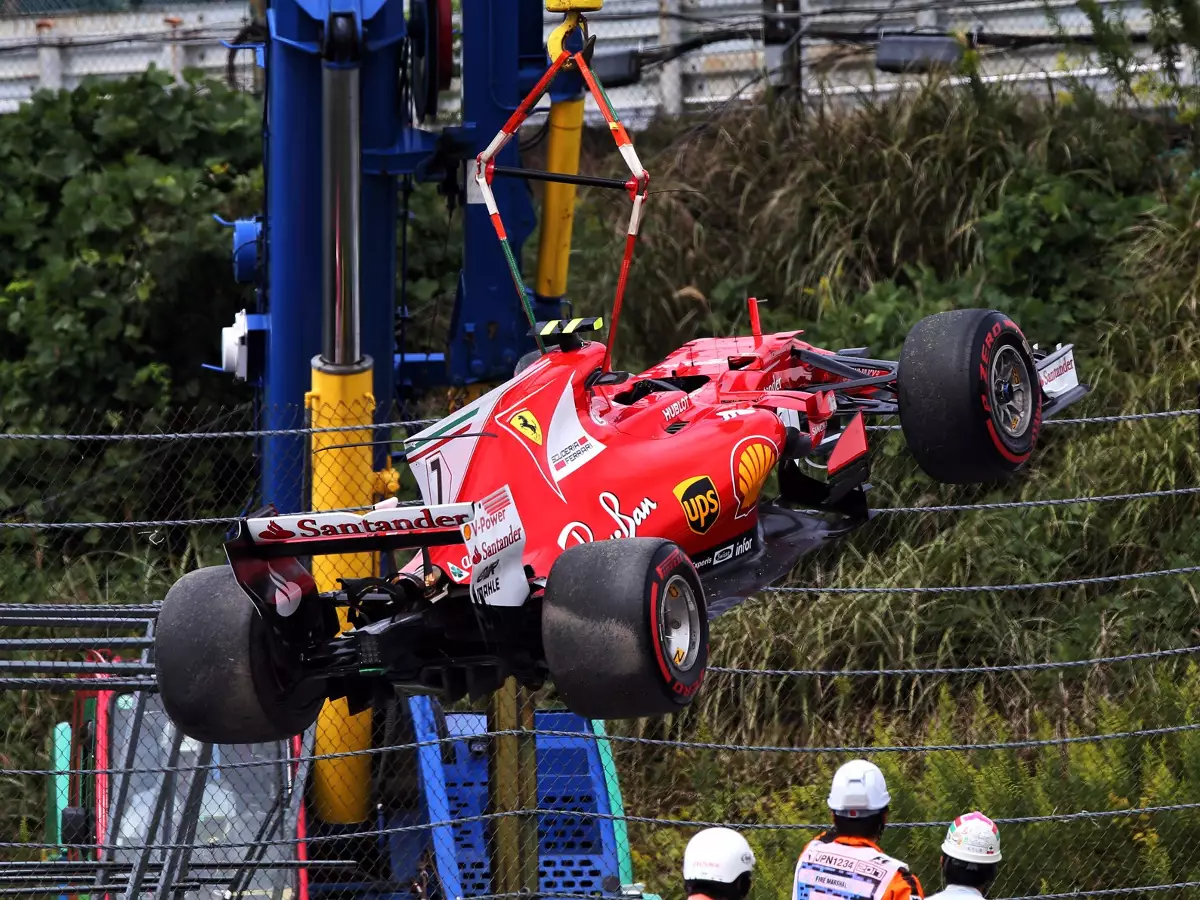 Foto zur News: Getriebewechsel: Startplatz-Strafe gegen Kimi Räikkönen