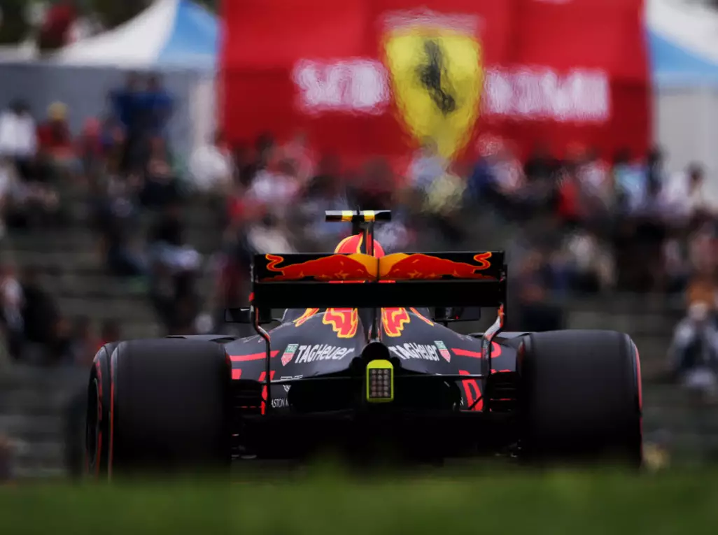 Foto zur News: Suzuka schneller als 2016: Warum Red Bull mehr Zeit verliert