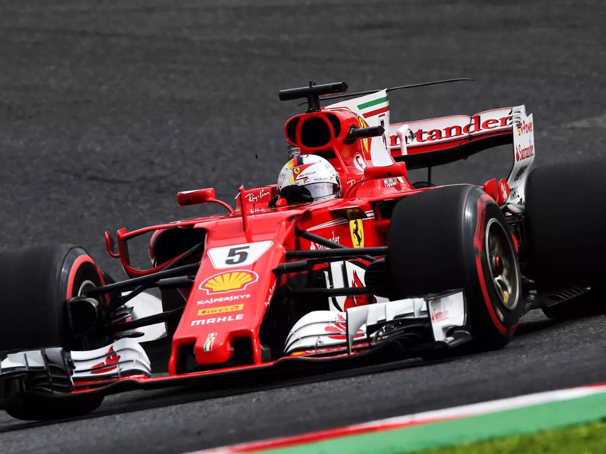 Foto zur News: Technischer Defekt: Sebastian Vettel muss aufgeben in Suzuka