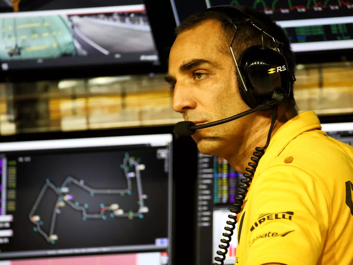 Cyril Abiteboul Foto zur News: Abiteboul: Renault-Zuverlässigkeit "die größte Enttäuschung"