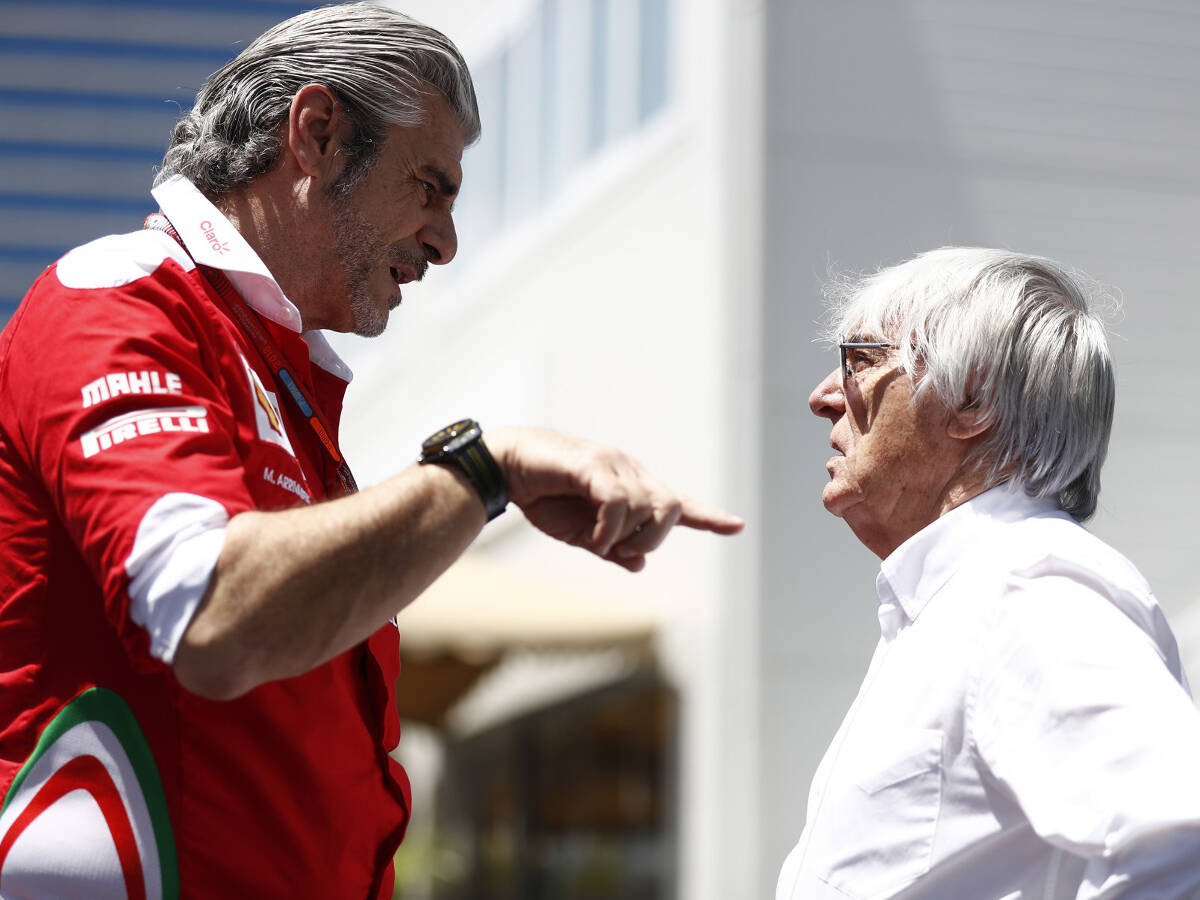 Foto zur News: Bernie Ecclestone gibt zu: "Wollten alle, dass Ferrari gewinnt"