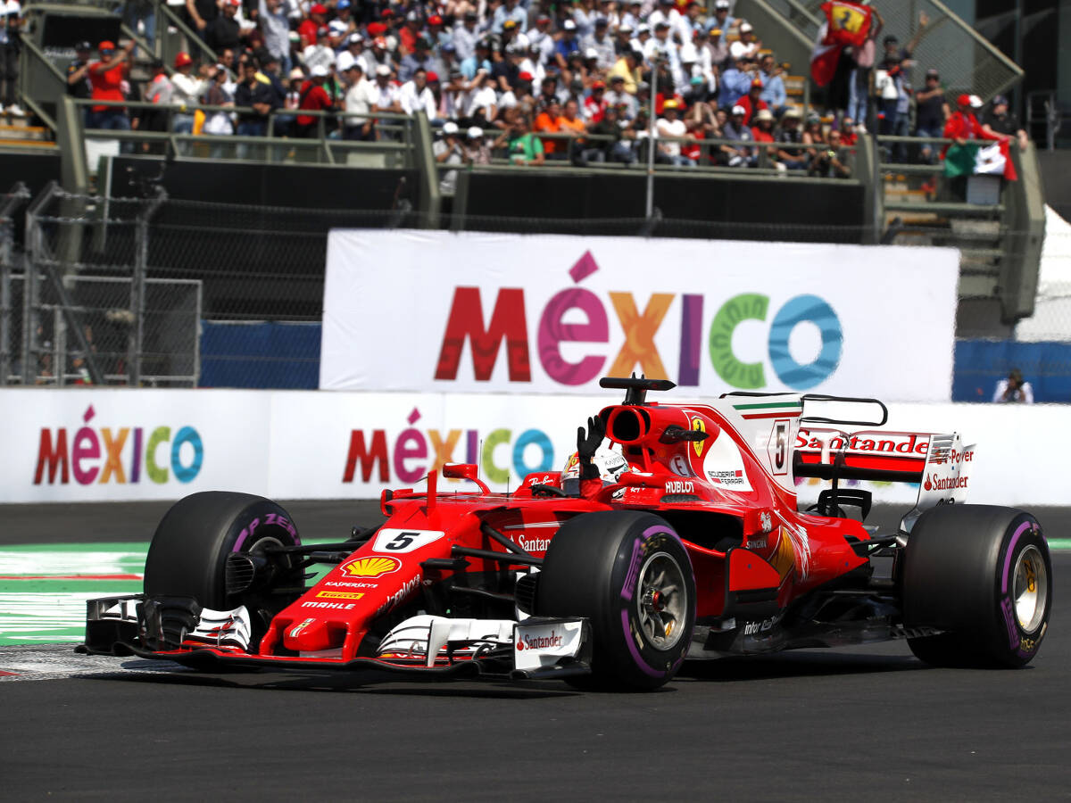 Foto zur News: Mexiko: Vettel holt 50. Formel-1-Pole und ist selbst überrascht