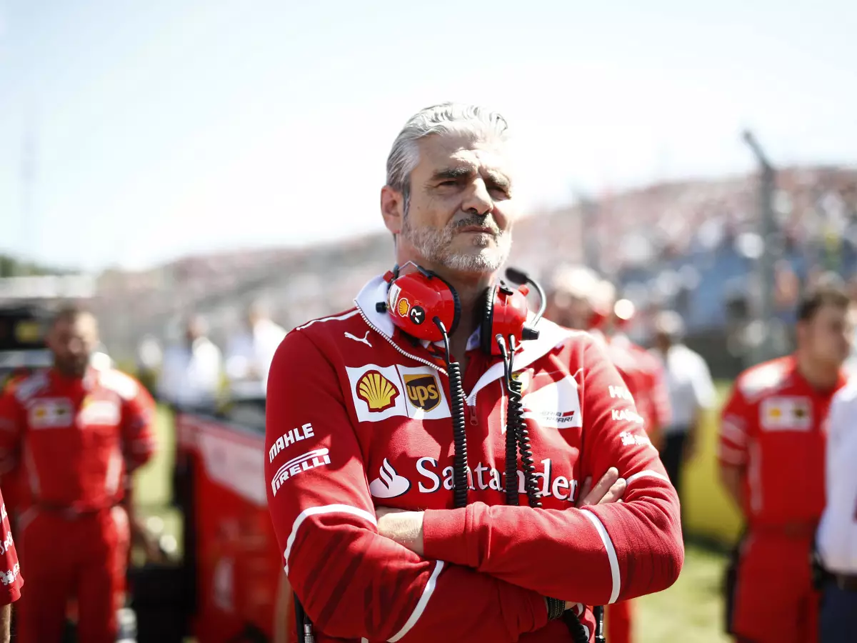 Foto zur News: Maurizio Arrivabene: Binotto und ich ziehen an einem Strang