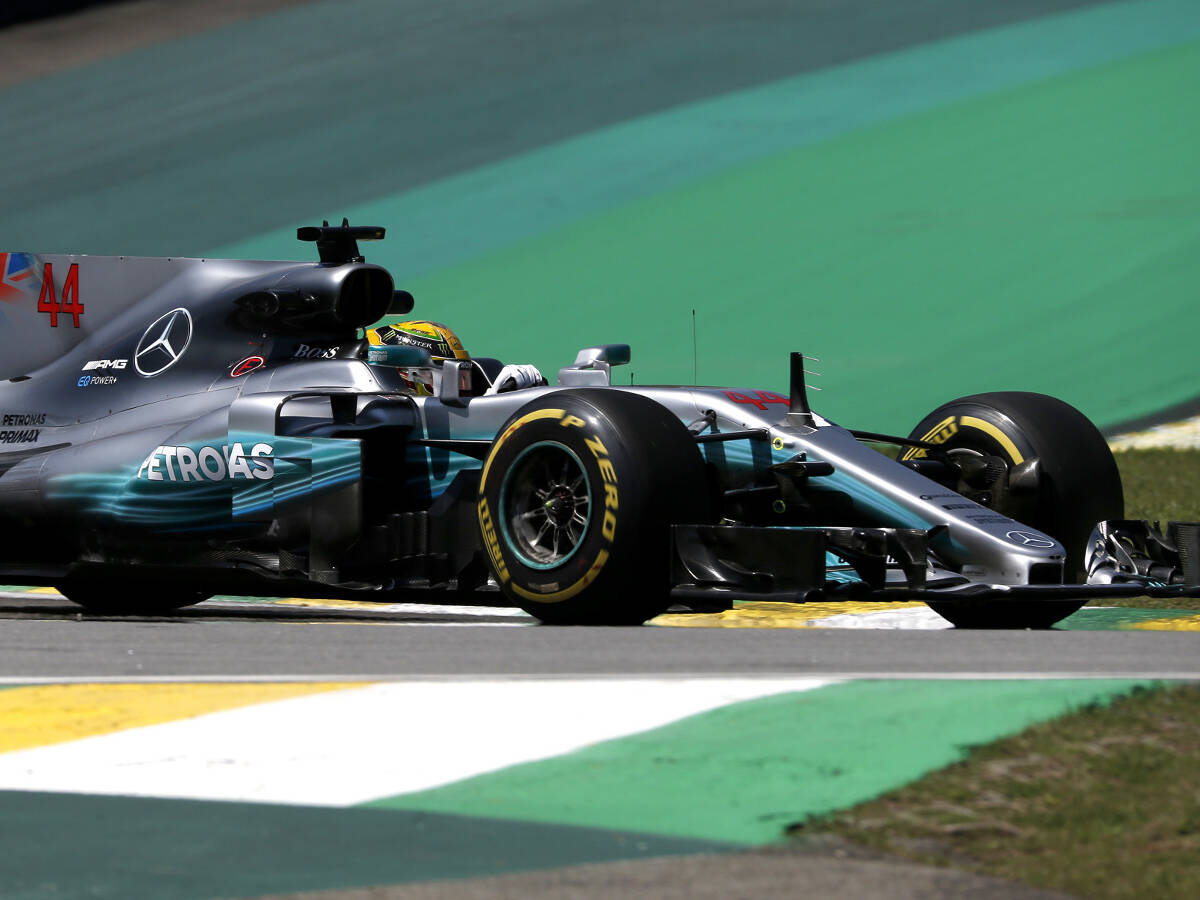 Foto zur News: Formel 1 Brasilien 2017: Mercedes dominiert erstes Training