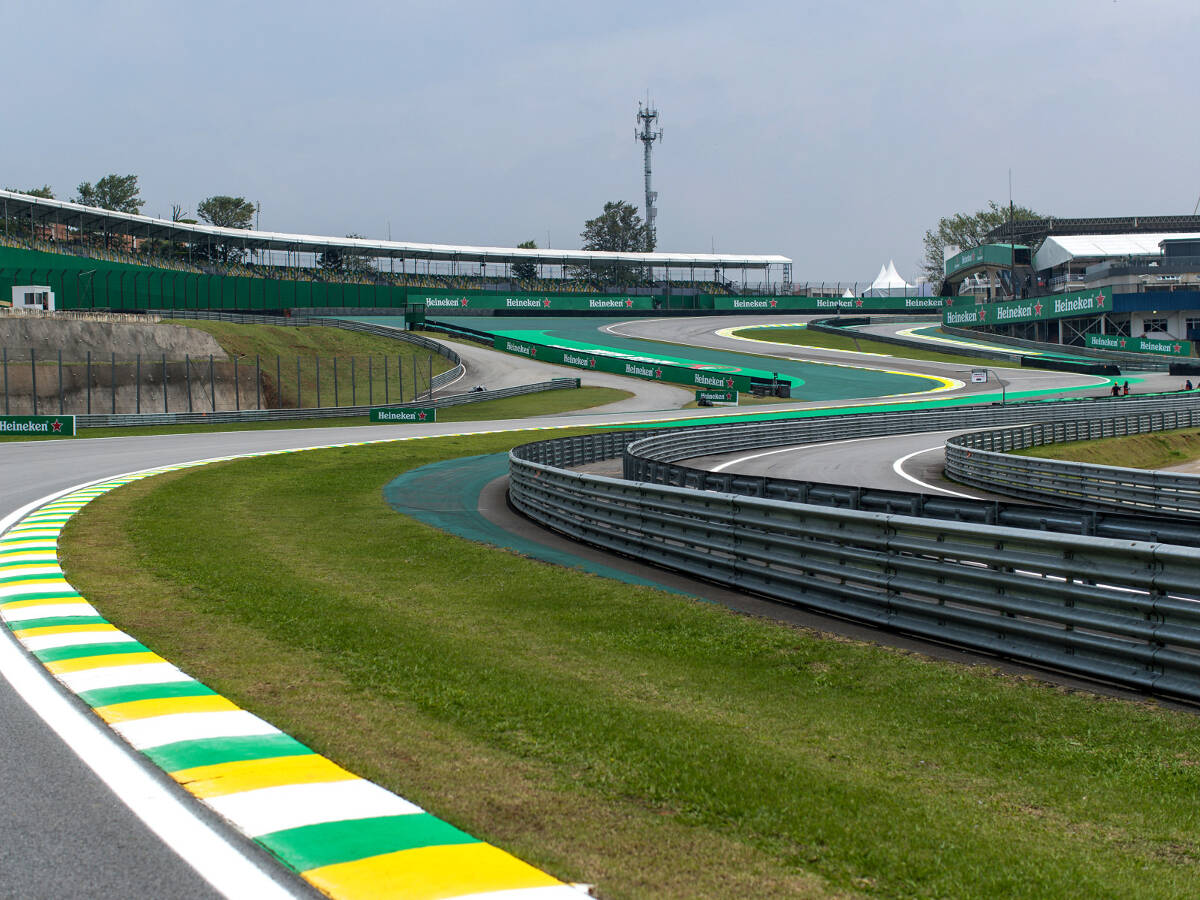 Foto zur News: Formel-1-Kalender 2018: FIA macht Brasilien-Promoter Druck