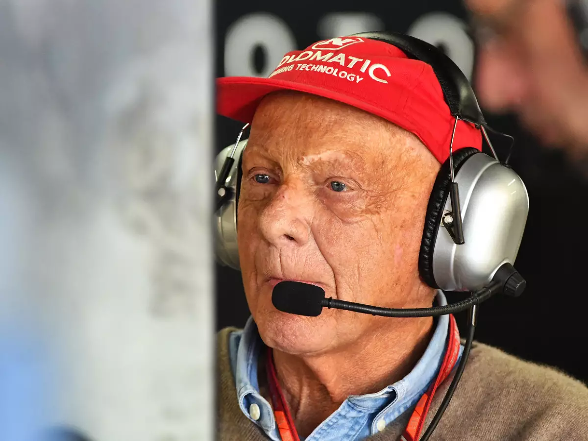 Foto zur News: Trotz Airline-Kauf: Niki Lauda bleibt Mercedes-Aufsichtsrat