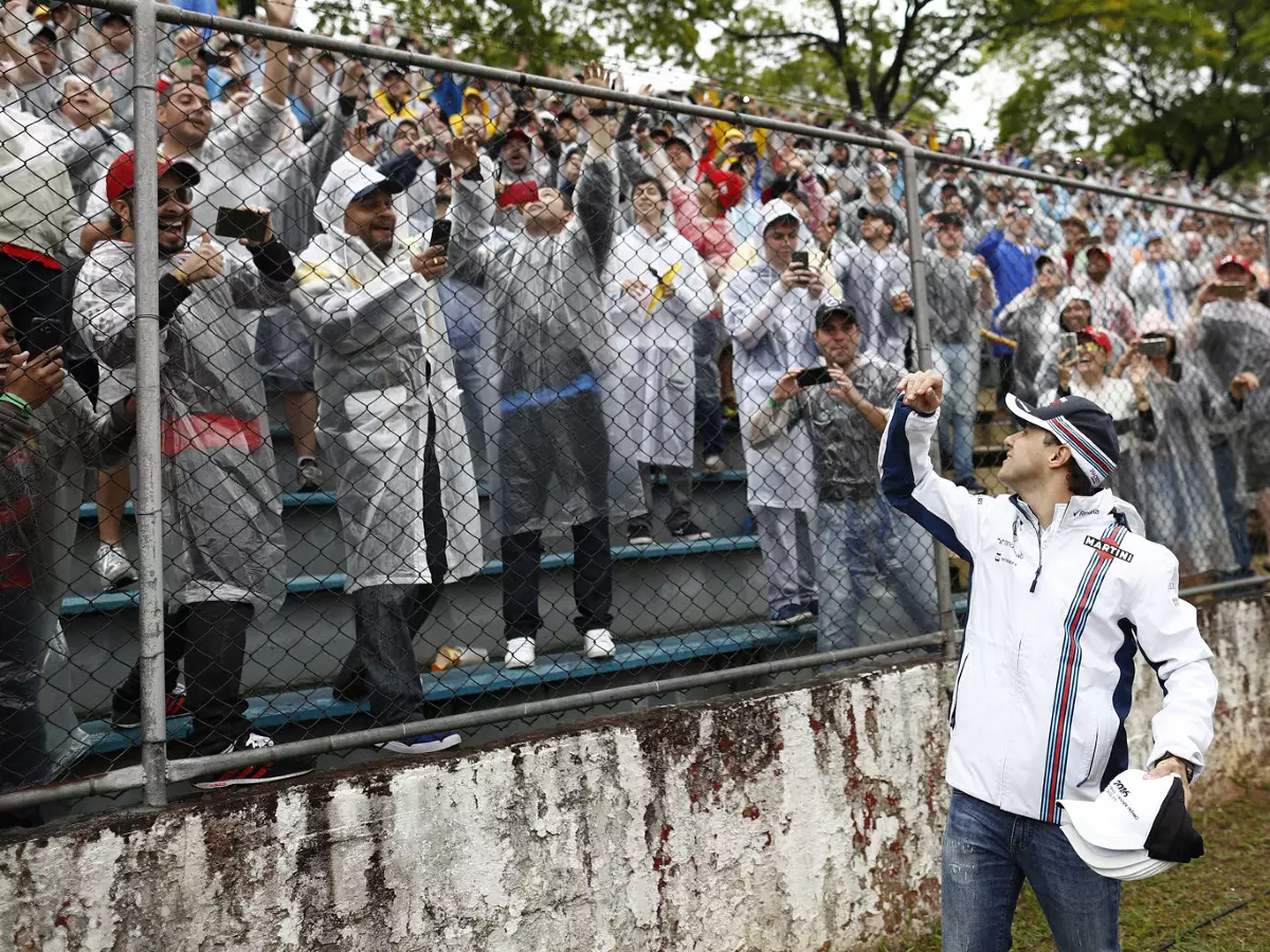 Foto zur News: Nächster Übergriff: Sao Paulo trotz Samba noch zeitgemäß?