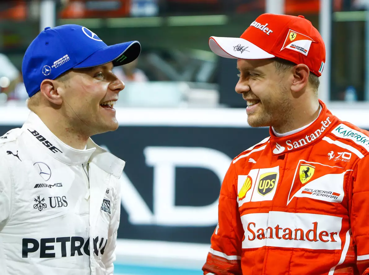 Valtteri Bottas, Sebastian Vettel Foto zur News: Zweiter Platz in Formel-1-WM 2017 "wichtig" für Vettel