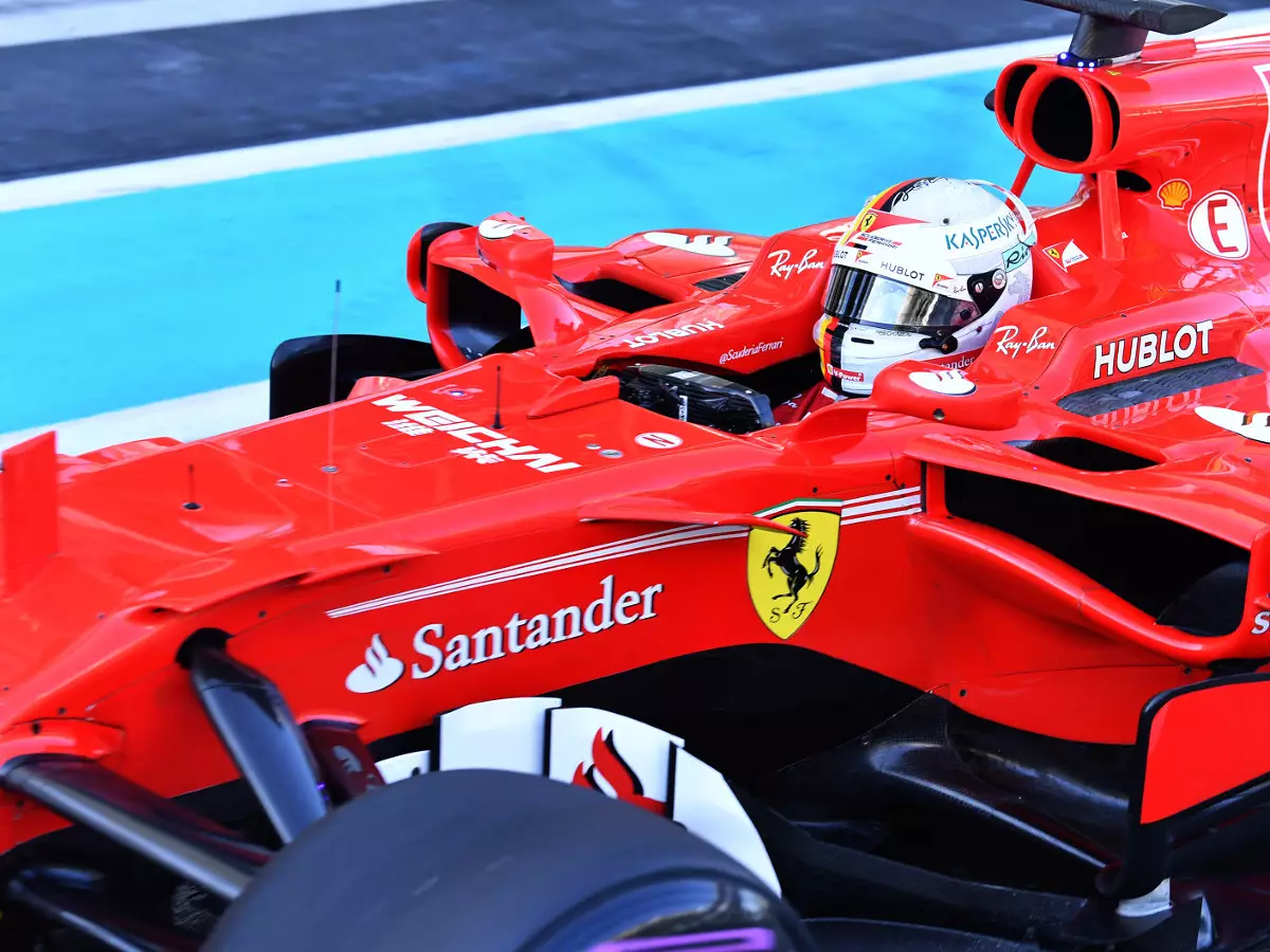 Foto zur News: Santander im Jahr 2018 nicht mehr Hauptsponsor von Ferrari?