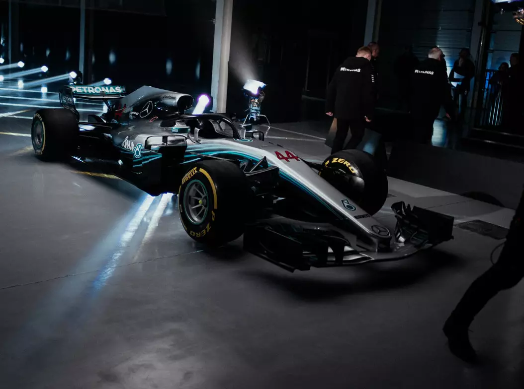 Foto zur News: Ferrari- #AND# Mercedes-Launch: Die Lehren im Formel-1-Talk