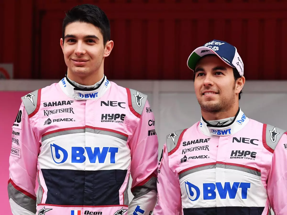 Esteban Ocon, Sergio Perez Foto zur News: Perez vs. Ocon: Force India 2018 weiter ohne Teamorder