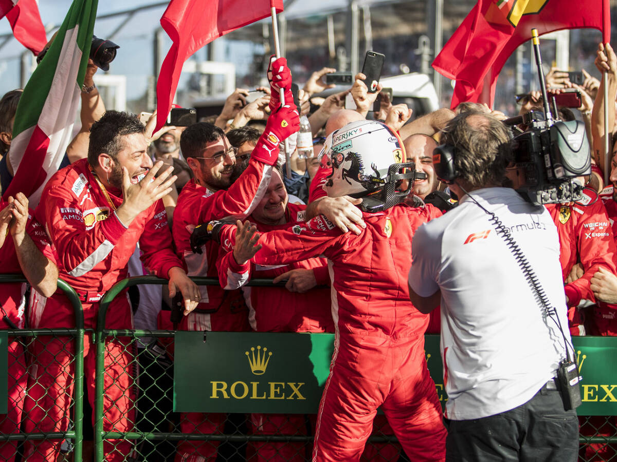 Foto zur News: Ferrari-Präsident Marchionne: Sieg in Melbourne "emotional"