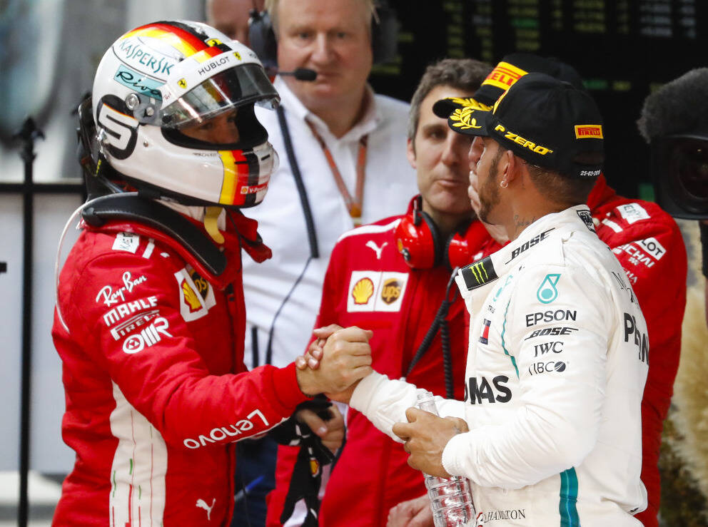 Foto zur News: Trotz "Baku-Manöver": Osterfriede zwischen Vettel #AND# Hamilton