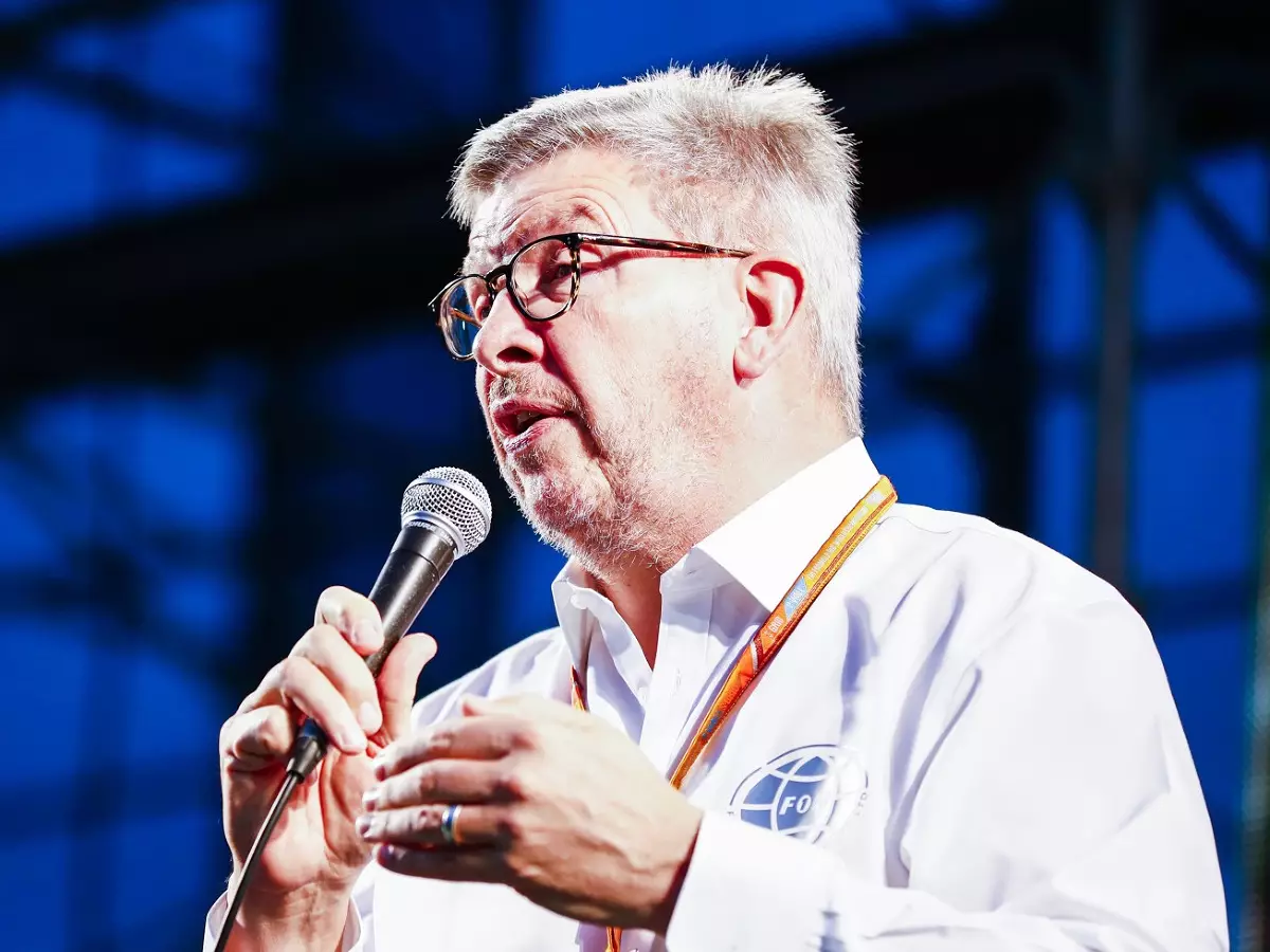 Foto zur News: Ross Brawn: Überholen kann trotz Aerodynamik möglich sein