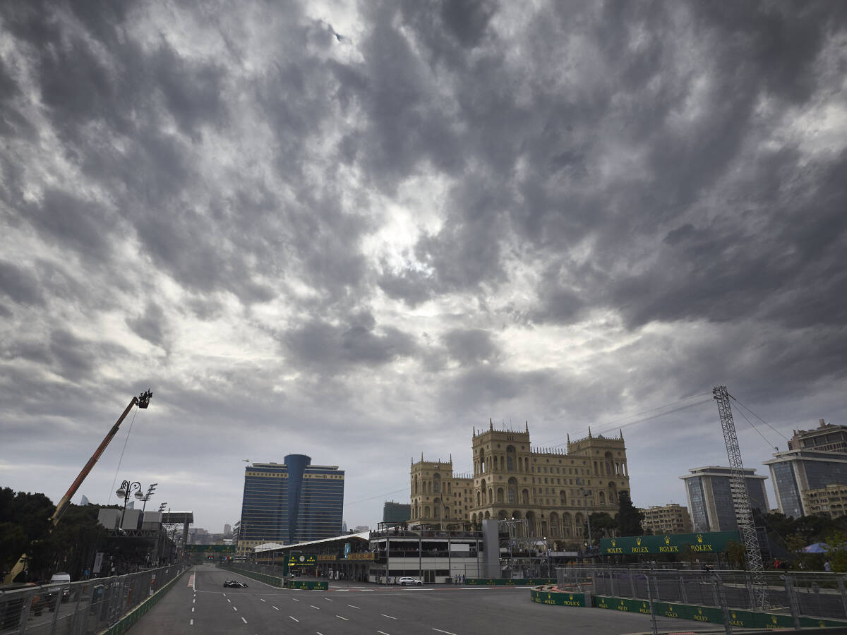 Foto zur News: Formel-1-Wetter Baku: Windböen bis zu 75 km/h erwartet