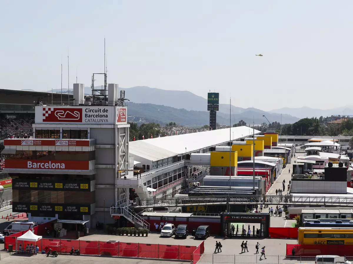 Foto zur News: Formel-1-Wetter Barcelona: Kein Regen, aber Wind