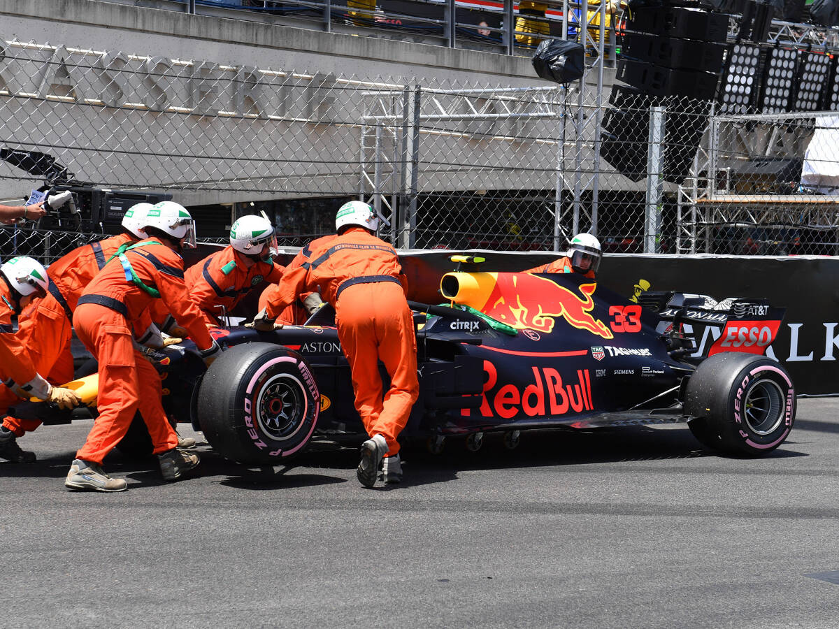 Foto zur News: Formel 1 Monaco 2018: Verstappen crasht kurz vor Qualifying!
