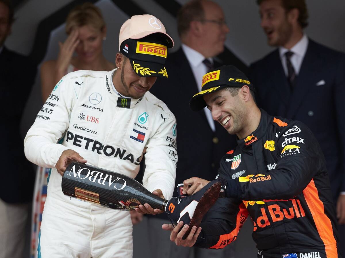 Foto zur News: Ricciardo und Hamilton: Der nutzlose Vertragspoker