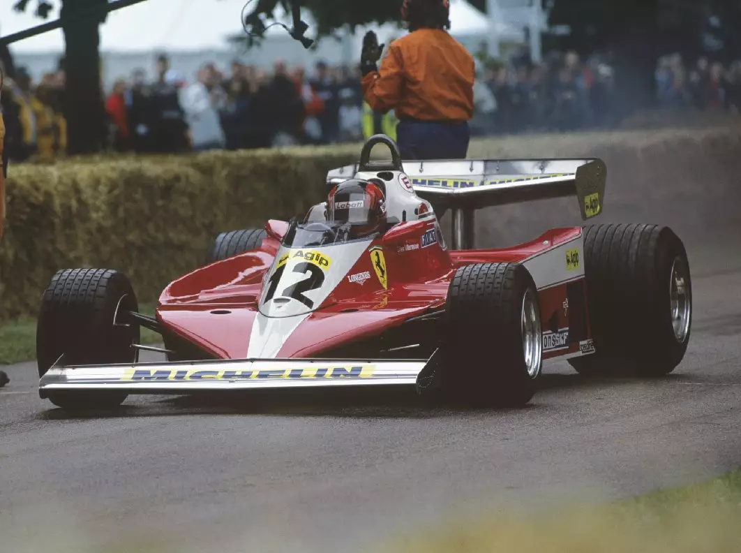 Jacques Villeneuve Foto zur News: Zum Jubiläum: Jacques Villeneuve fährt Ferrari seines Vaters