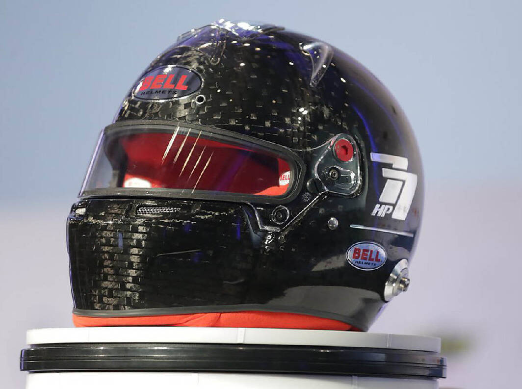 Foto zur News: Mehr Sicherheit: FIA schreibt 2019 neuen Formel-1-Helm vor