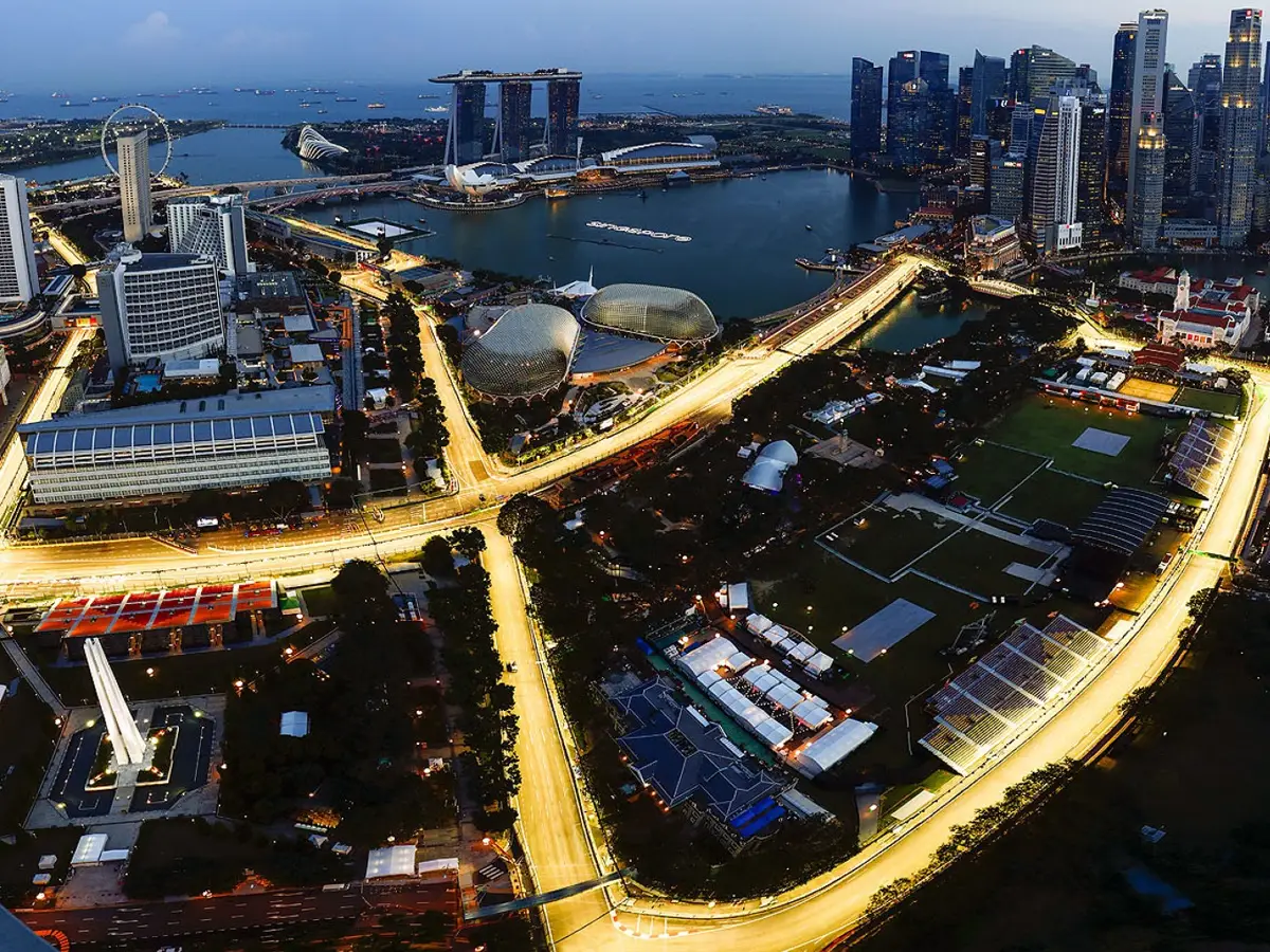 Foto zur News: Formel-1-Wetter 2025: Die aktuelle Vorhersage für Singapur