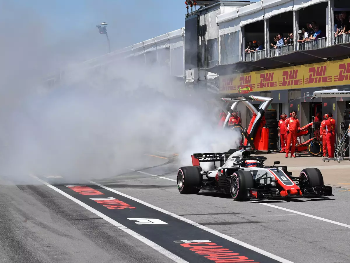 Foto zur News: Aus nach wenigen Metern: Grosjean-Schaden kündigte sich an