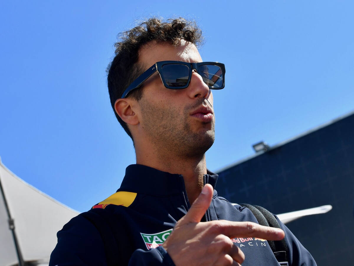 Foto zur News: "Hat Reiz": Ricciardo schließt McLaren-Wechsel nicht aus