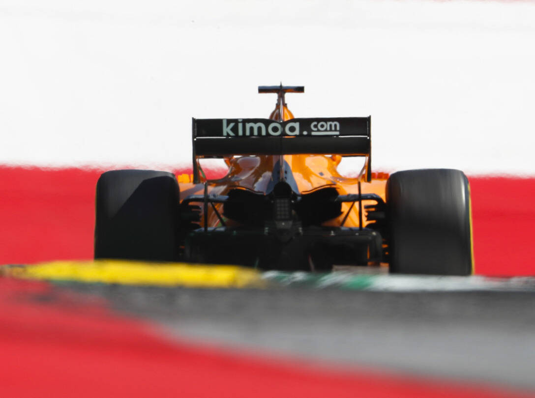 Foto zur News: Fernando Alonso: "Ich fahre sicher nicht 71 Runden hinterher!"