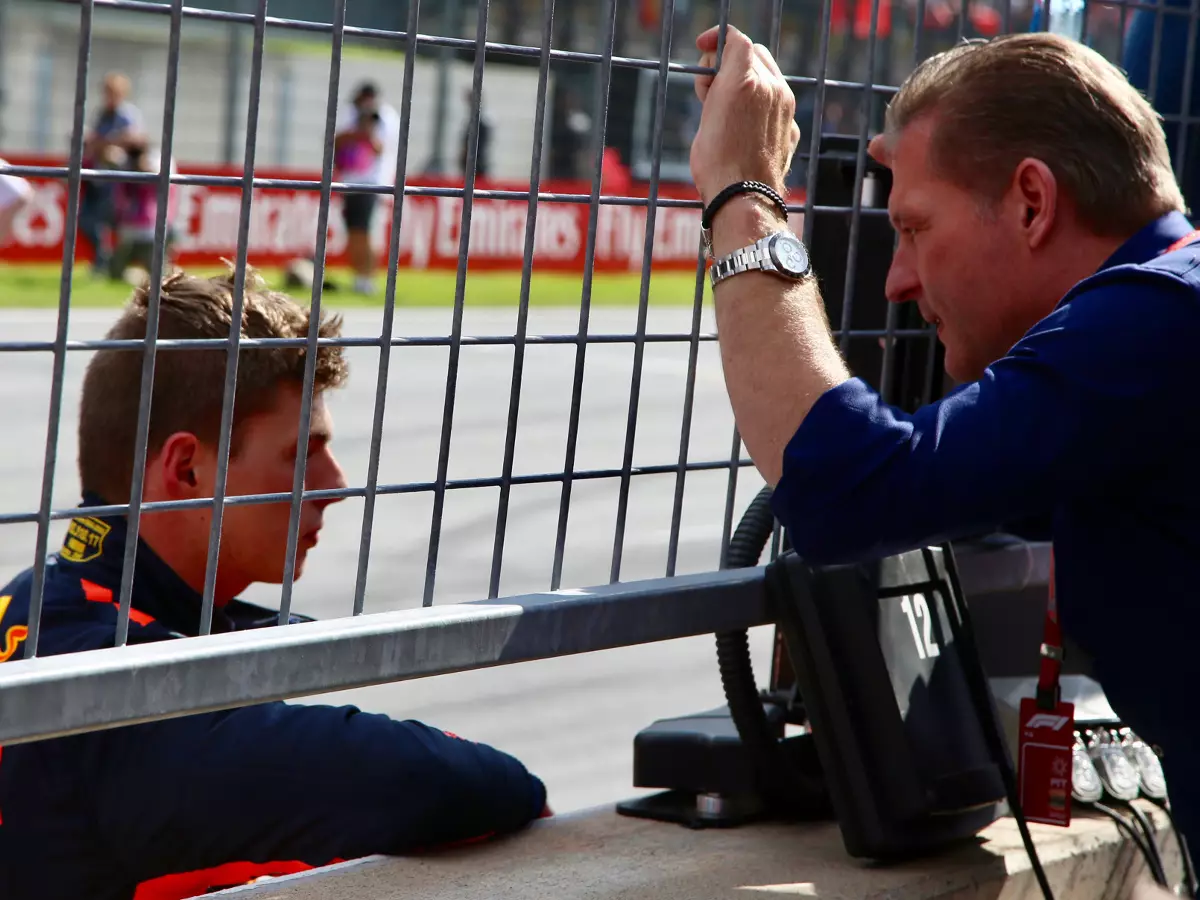 Foto zur News: Jos Verstappen lobt Max: "Das wird ihn zum Ruhm führen"