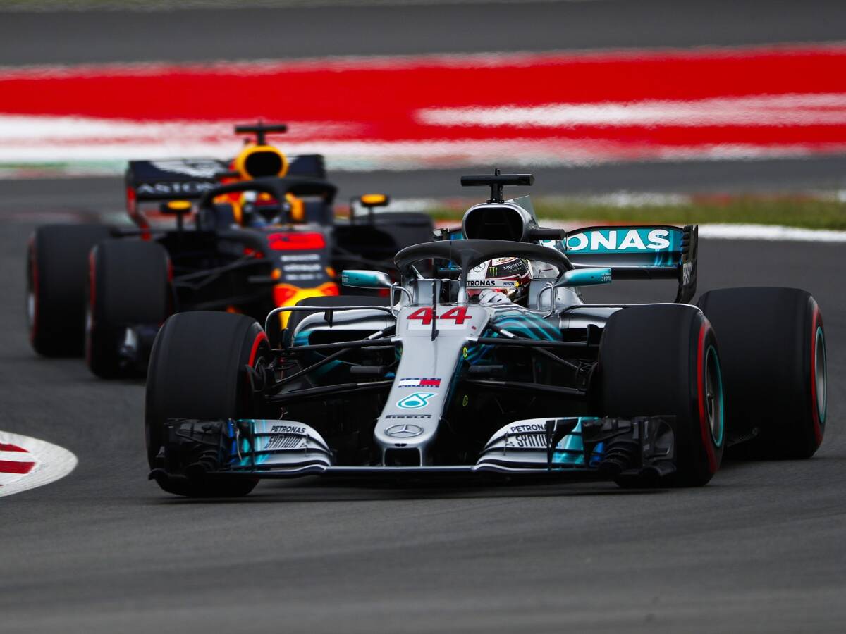 Foto zur News: Daniel Ricciardo: Mercedes hat Schwächen gezeigt