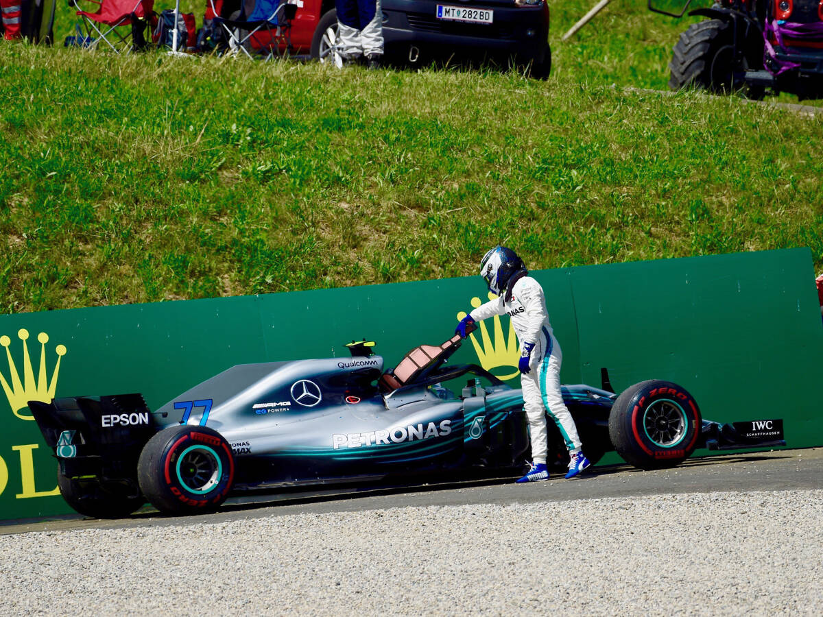 Foto zur News: Große Sorgen: Muss Mercedes Bottas' Motor tauschen?