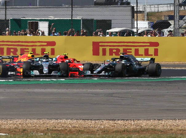 Foto zur News: Strafe gegen Räikkönen: Warum härter als Gegen Vettel?